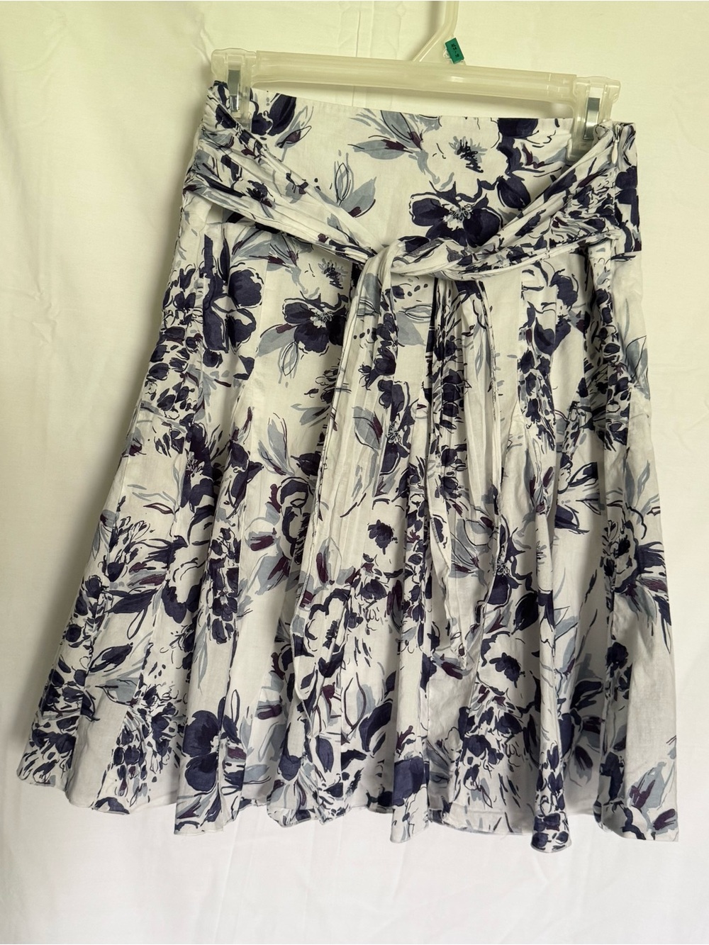 Floral A-Line Skirt w/ Tie Waist, Blue and White Size S 100% Cotton